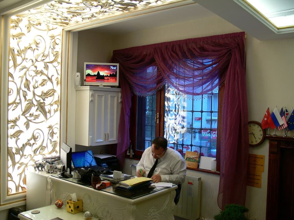 Hotel Coliseum 4