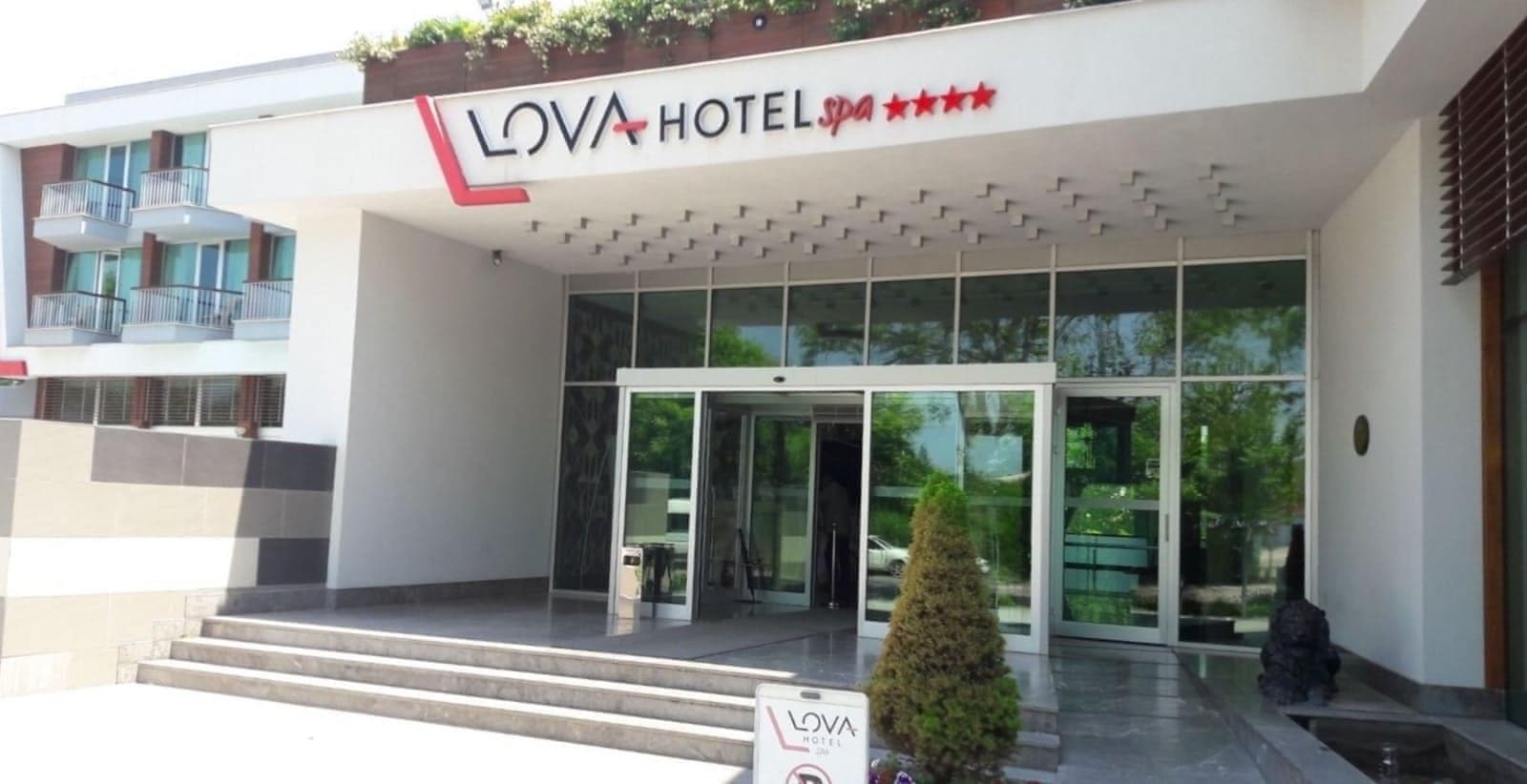 Lova Hotel Spa 3