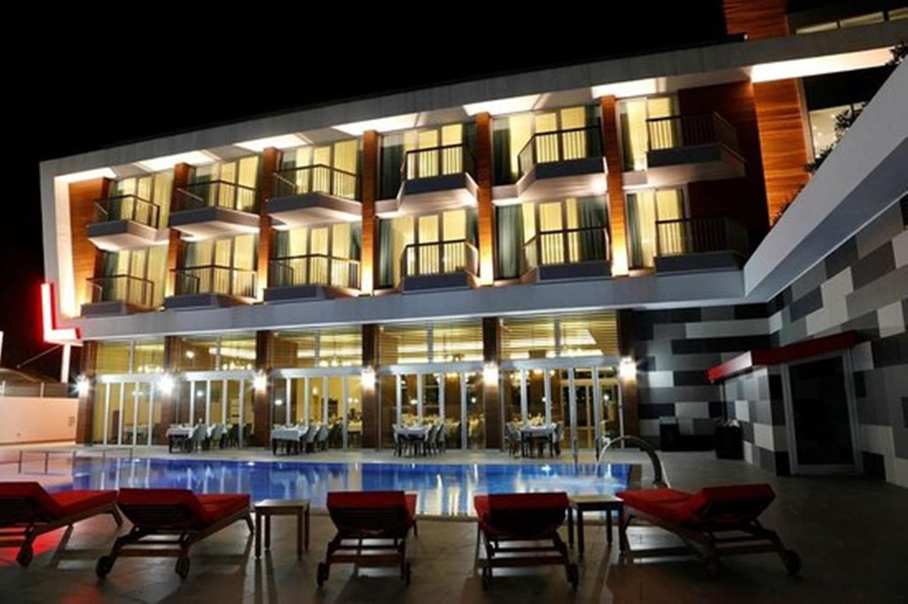 Lova Hotel Spa 2