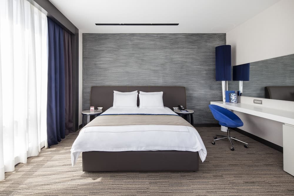 Ramada Hotel & Suites by Wyndham İzmir Kemalpaşa 3