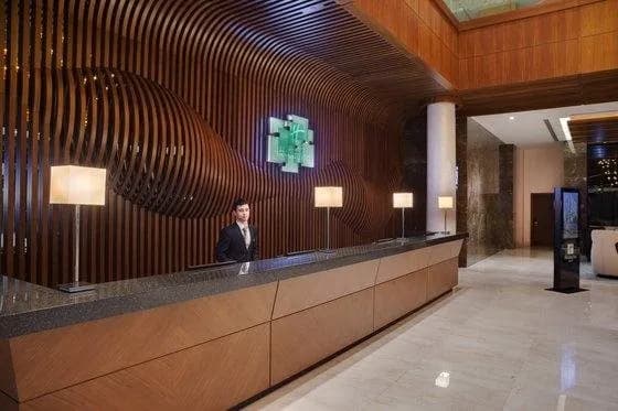 Holiday Inn Baku 4