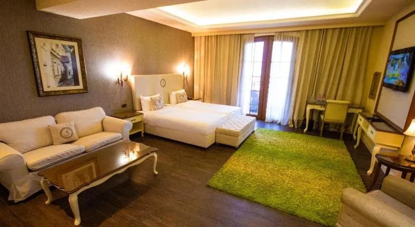 Sapphire Marine Hotel