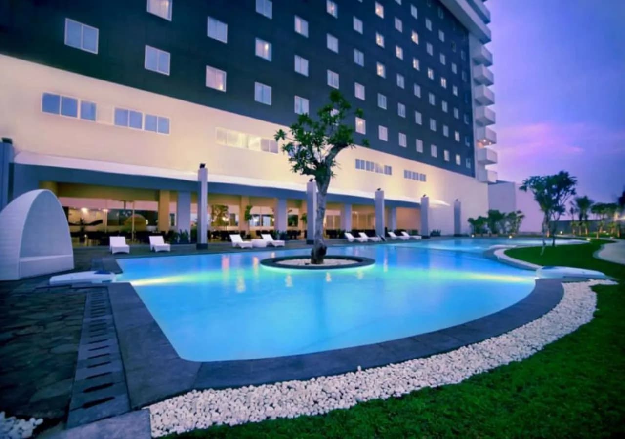 Aston Cirebon Hotel & Convention Center 4