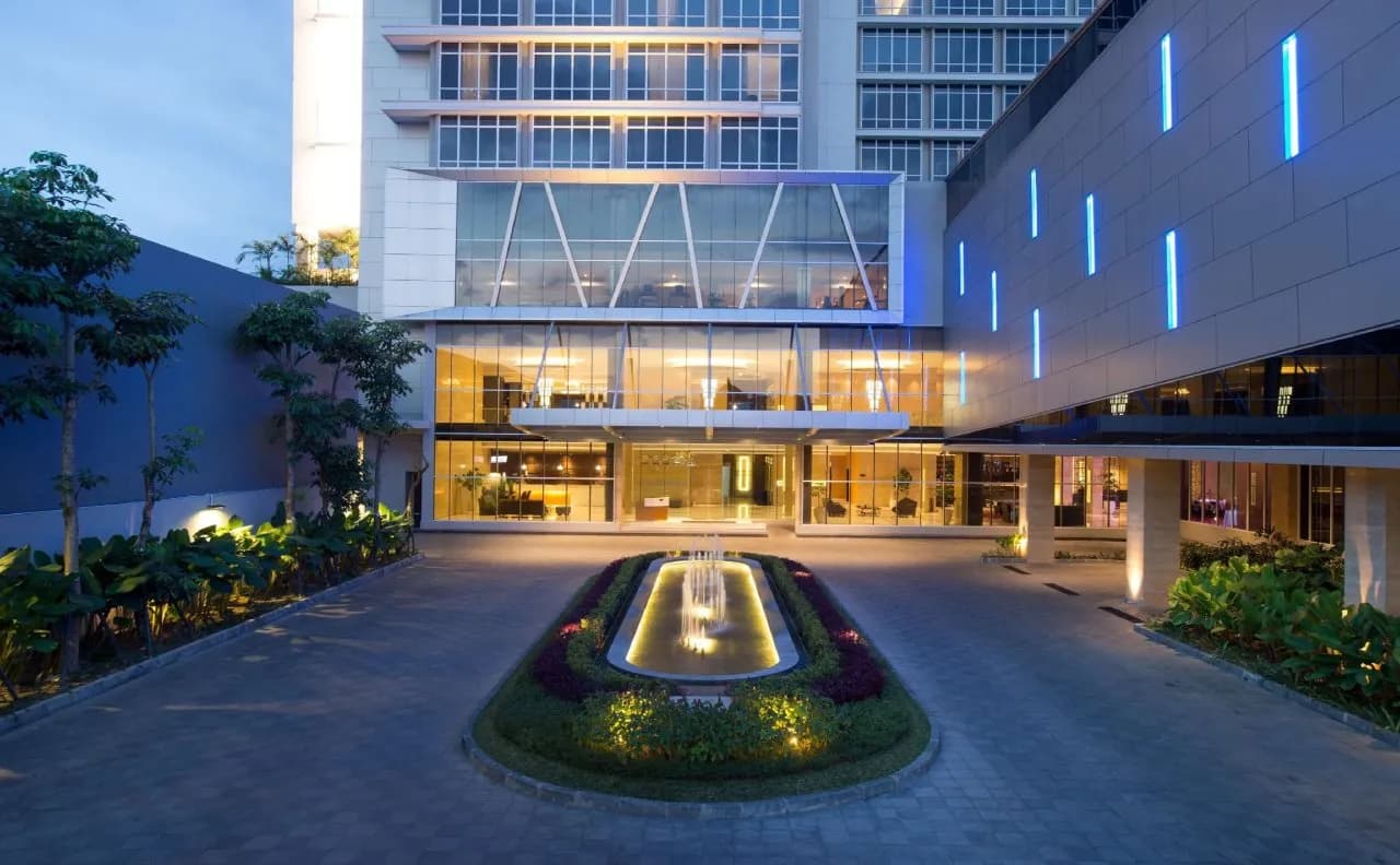 Grand Mercure Solo Baru 5