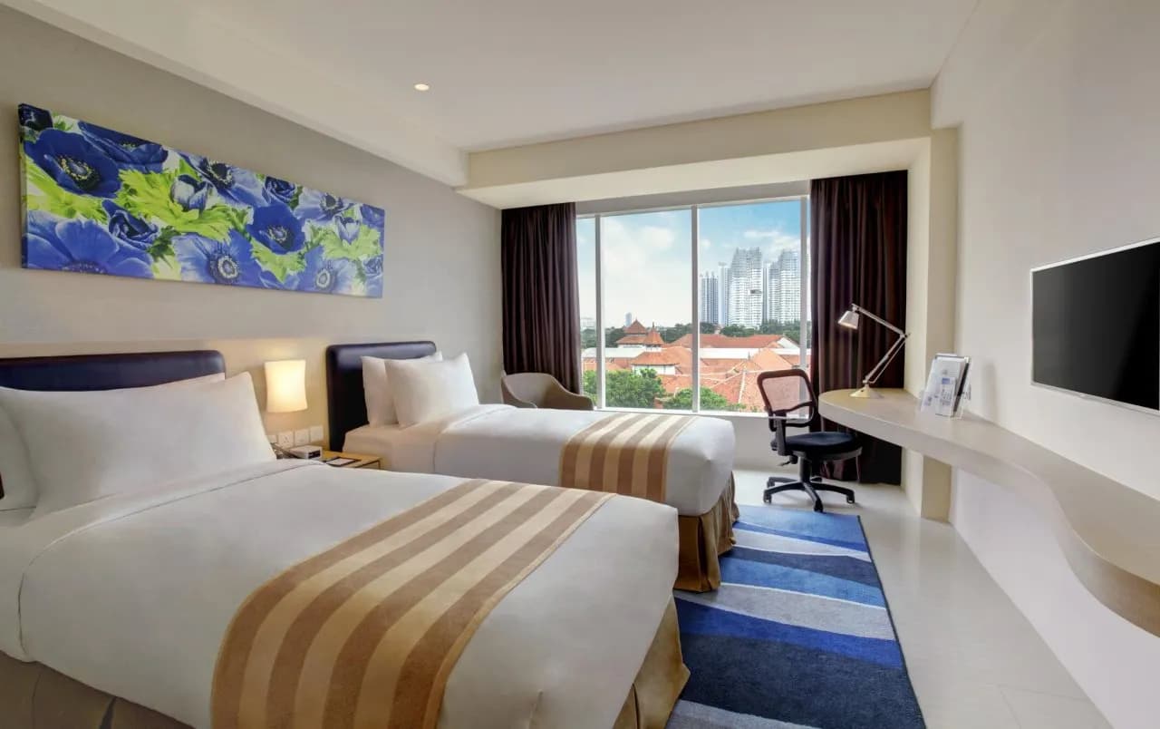 Holiday Inn Express Jakarta International Expo 2