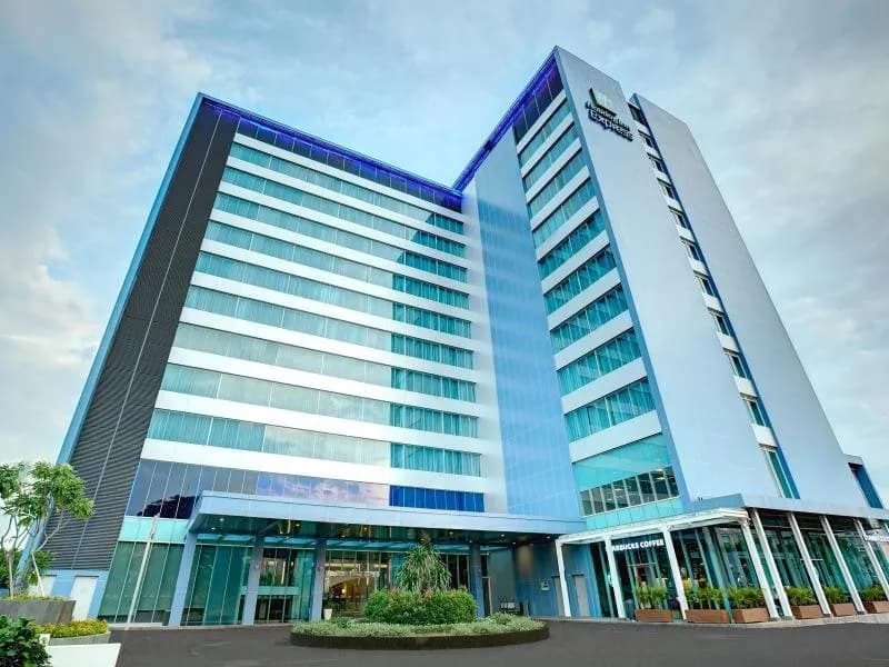 Holiday Inn Express Jakarta International Expo