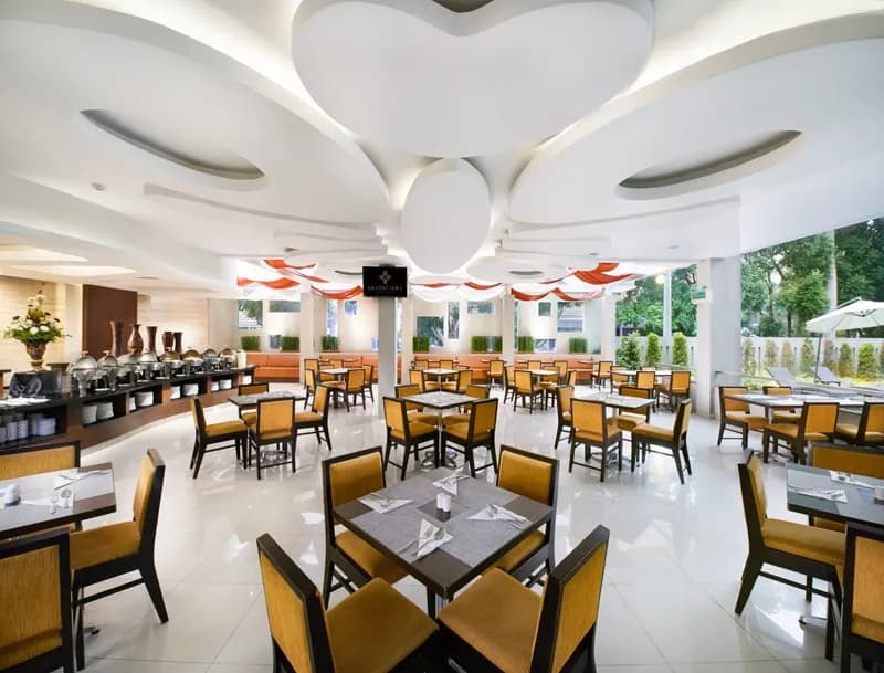 Grand Cakra Hotel 2