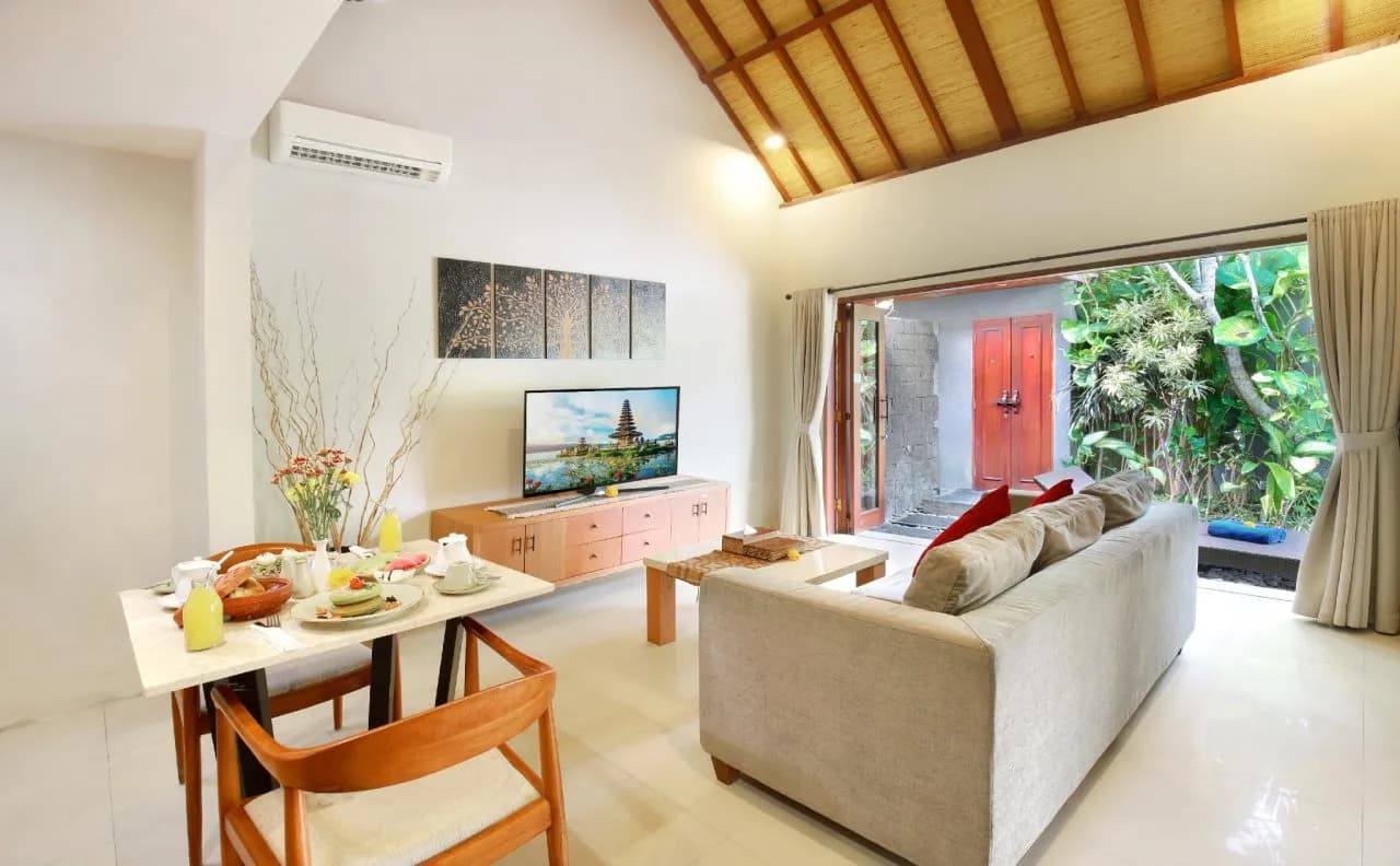 Seminyak Sanctuary Villa by Ini Vie Hospitality 5