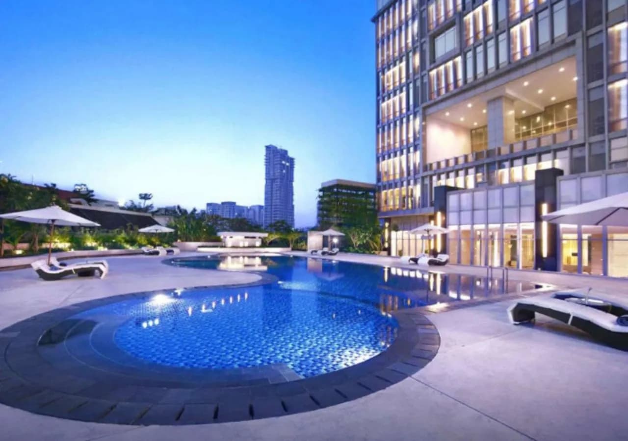 The Grove Suites