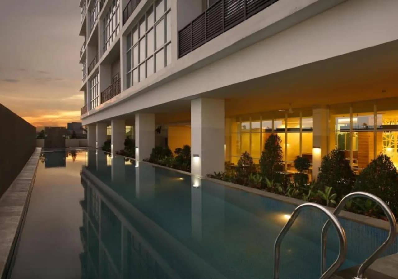Hotel Santika Cikarang 4