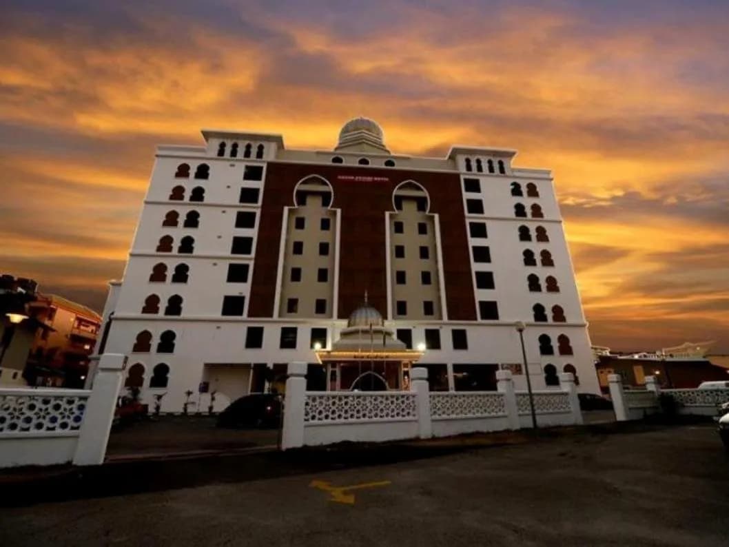 Grand Puteri Hotel
