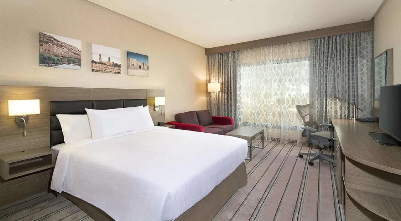 Hilton Garden Inn Tabuk 2