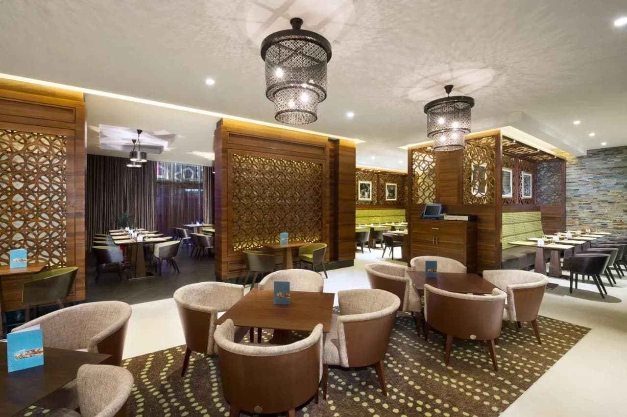Hilton Garden Inn Dubai Deira 3