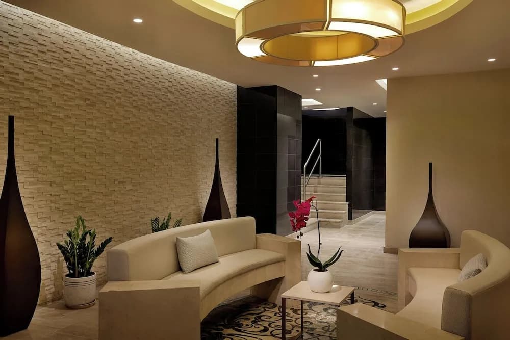 Sheraton Sharjah Beach Resort & Spa 3