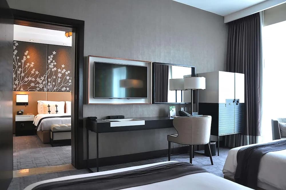 Pullman Dubai Downtown Hotel 5