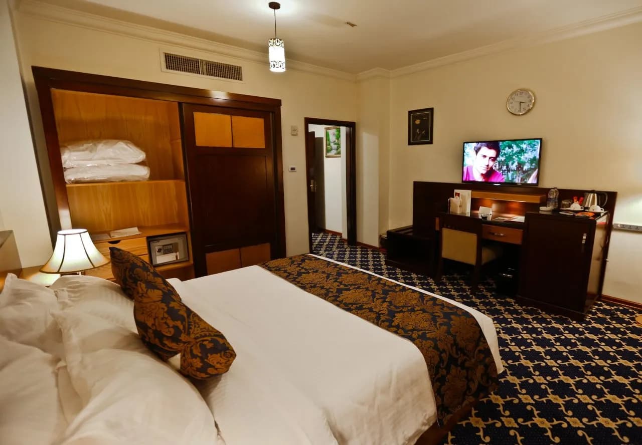 Al Thuraya Hotel 2