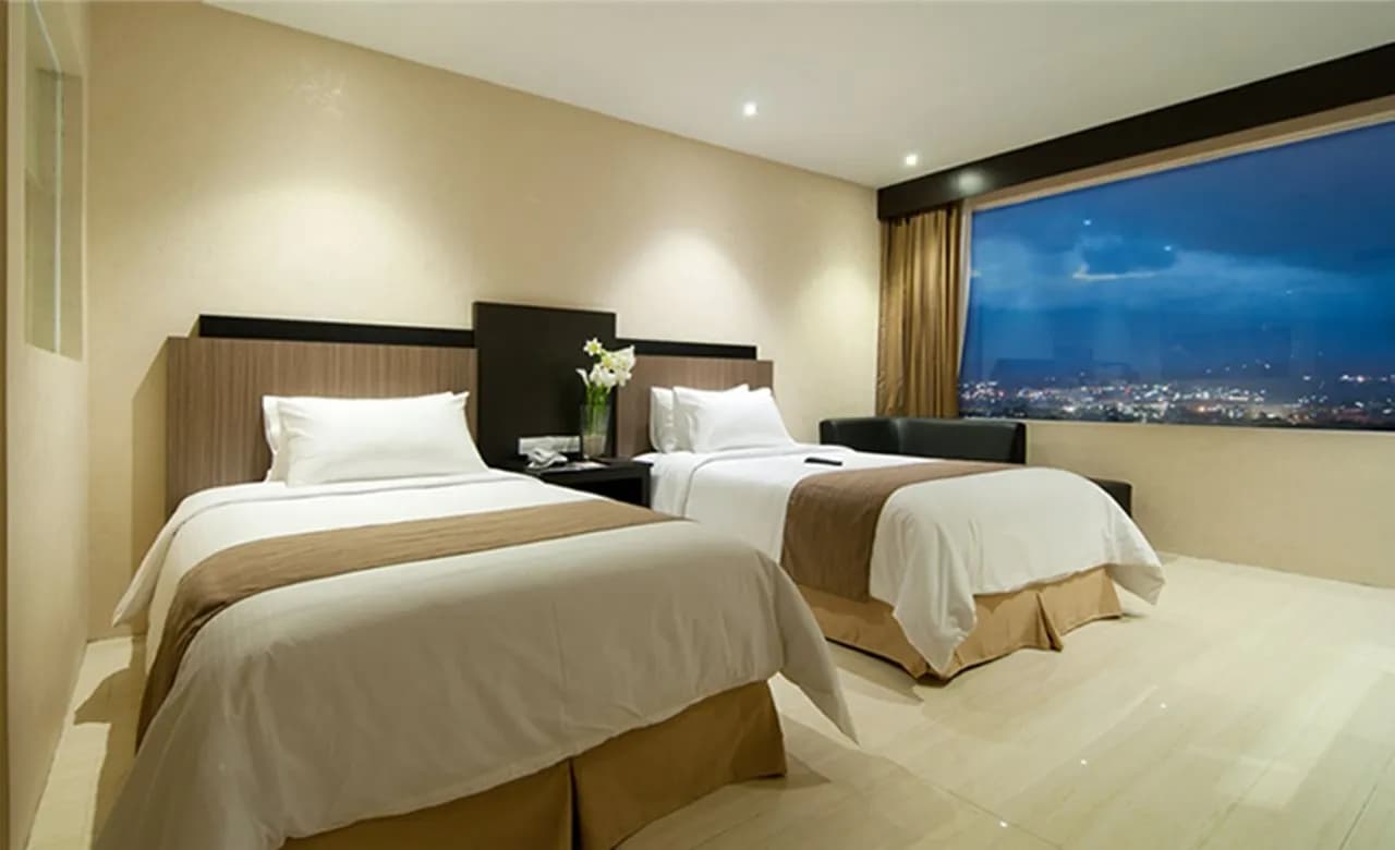 Hotel Aria Gajayana 4