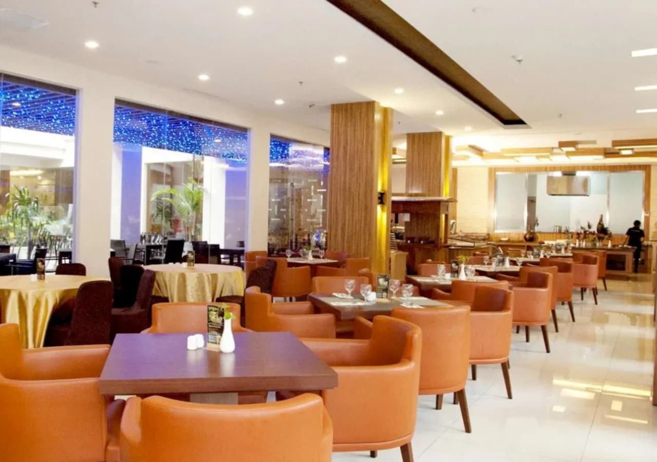 Cavinton Hotel 5