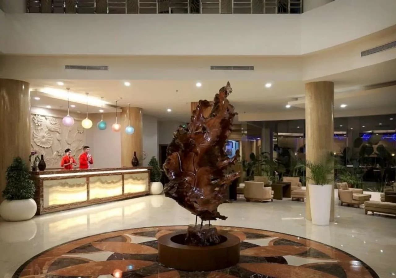 Cavinton Hotel