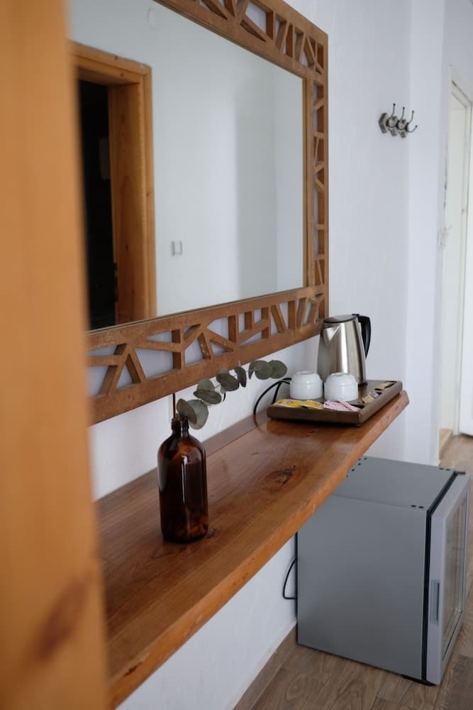 Ceneviz Hotel 3