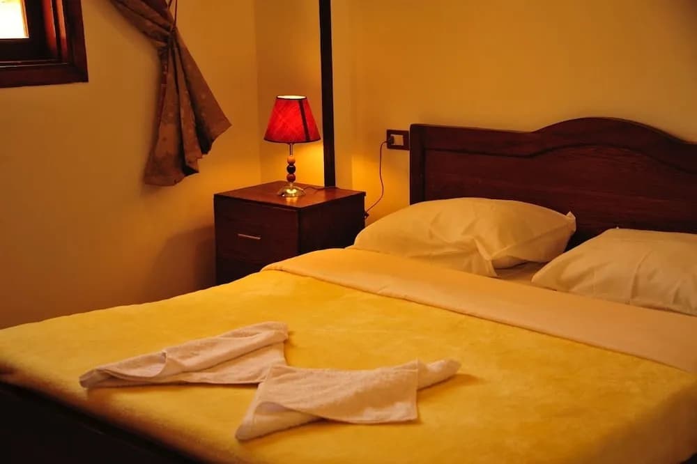 Alhambra Hotel 4