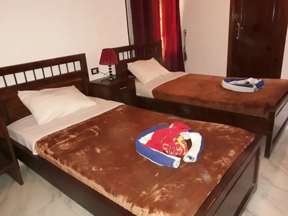 Alhambra Hotel 5