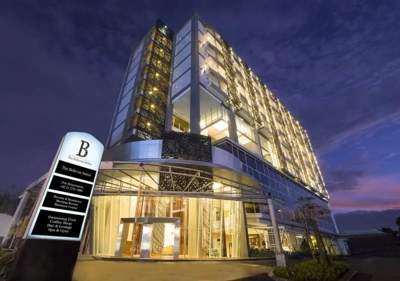 ASTON Bellevue Radio Dalam