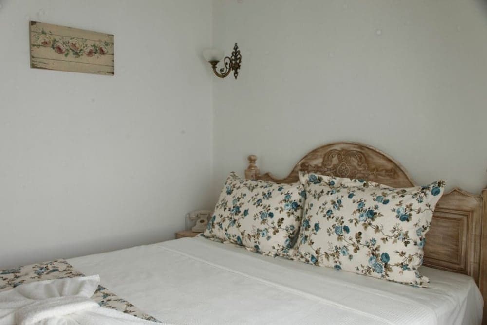Ciftekuyu Hotel 3