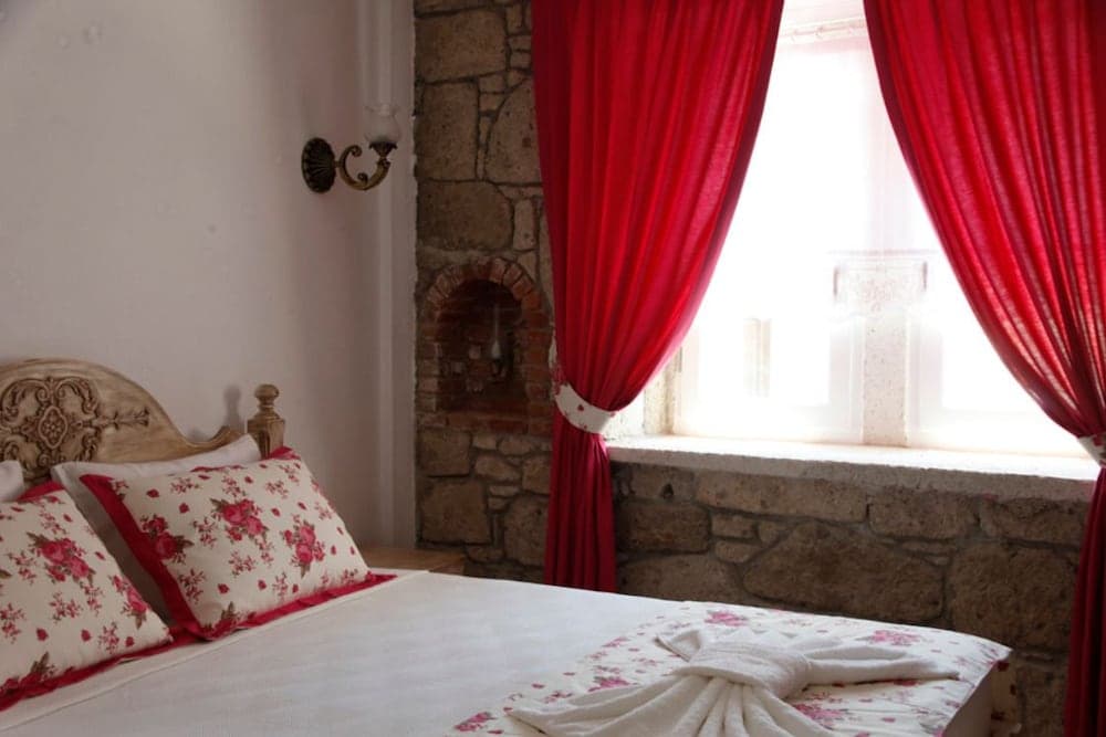 Ciftekuyu Hotel 5