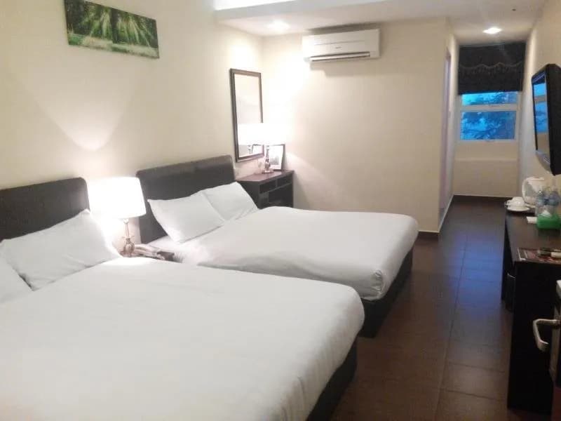 DM Hotel 3