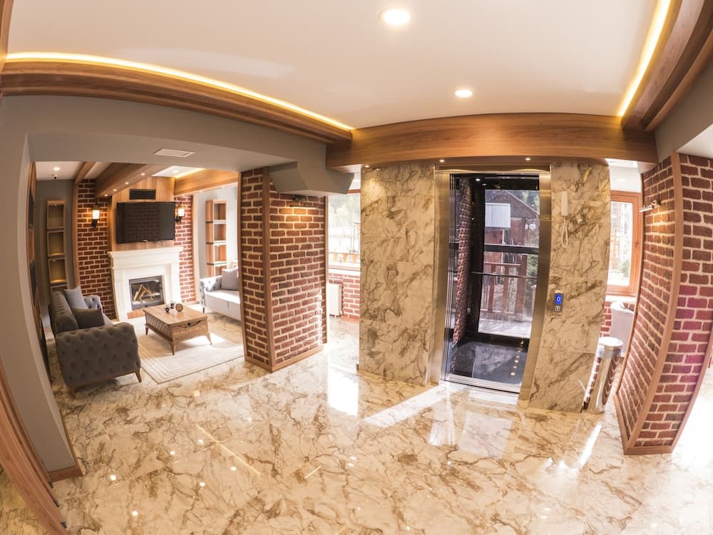 Elif Inan Hotel 2