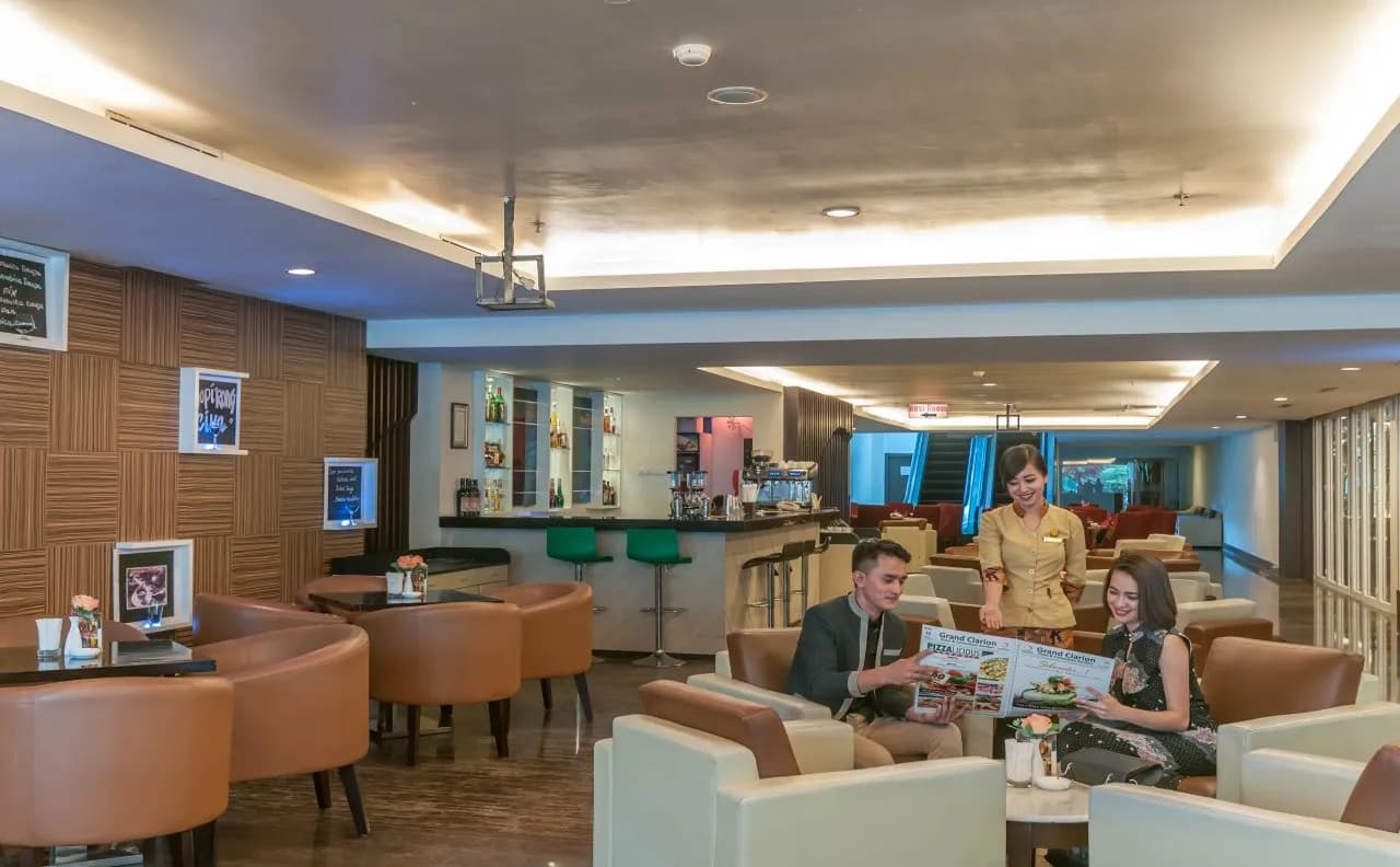 Claro Hotel Kendari 5