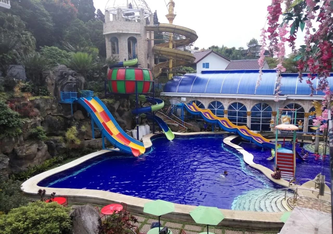Hotel Grand Paradise