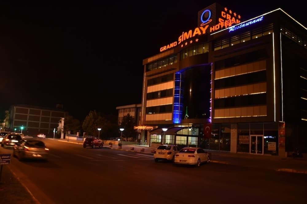 Grand Simay Hotel 3