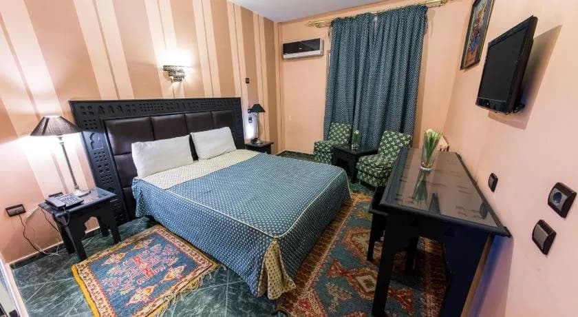 Hotel Akouas 2