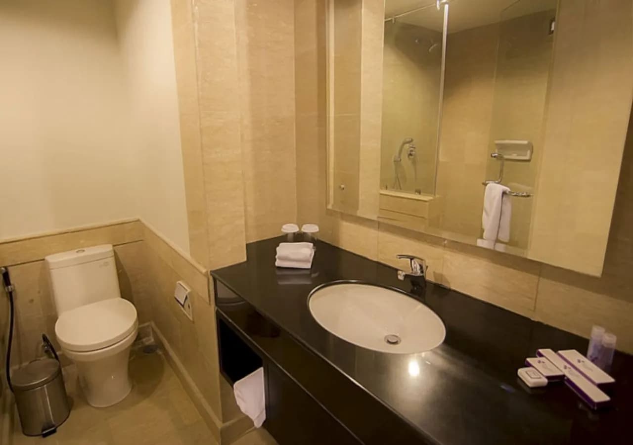 Hotel Diradja 4