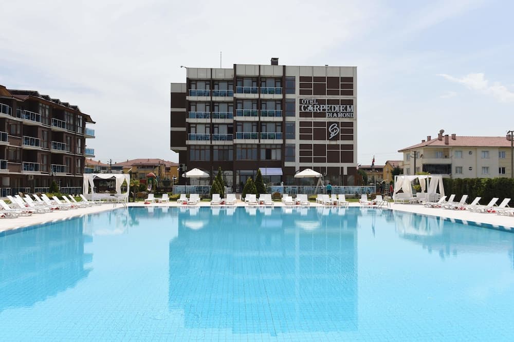 Carpediem Diamond Hotel