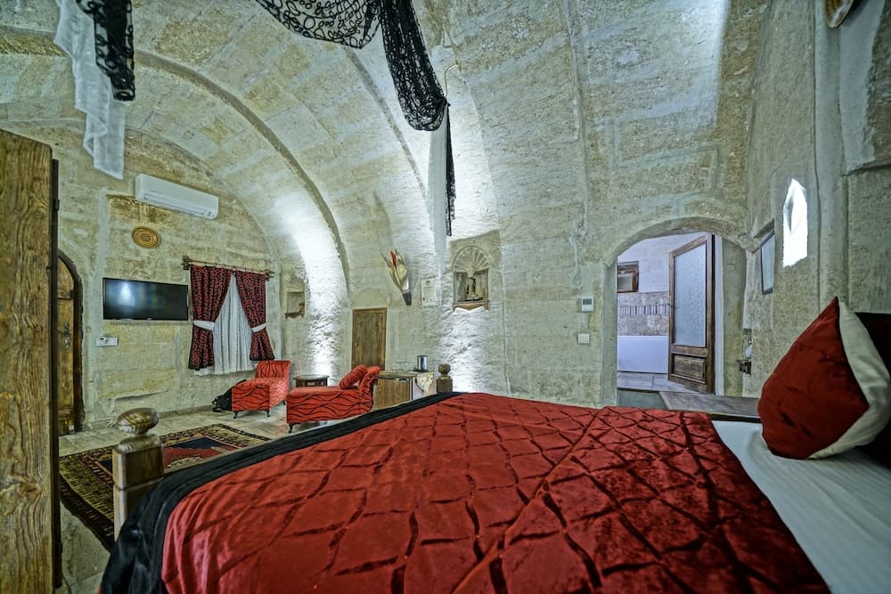 Maccan Cave Hotel 5