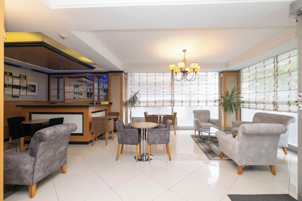 My Rose Hotel 4