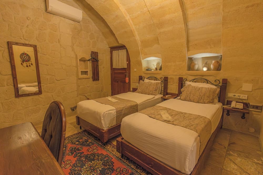 Osmanbey Cave House 4