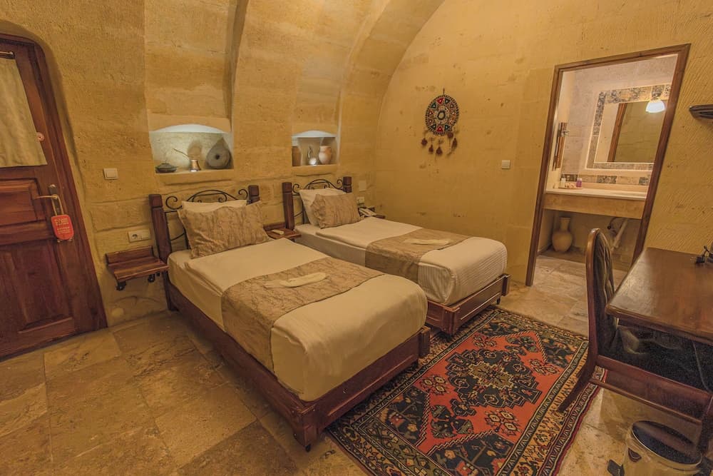 Osmanbey Cave House 3