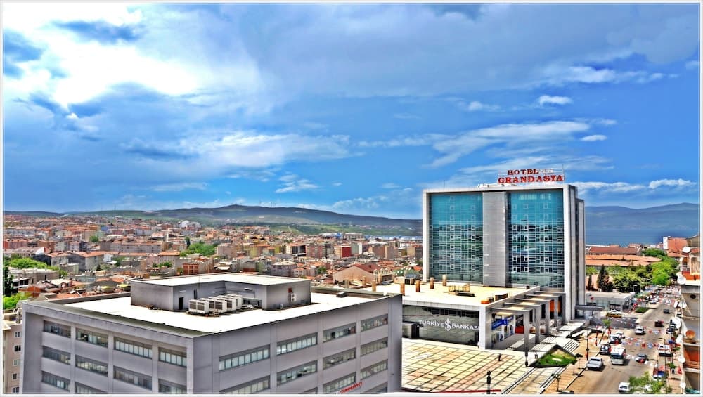 Grand Asya Hotel