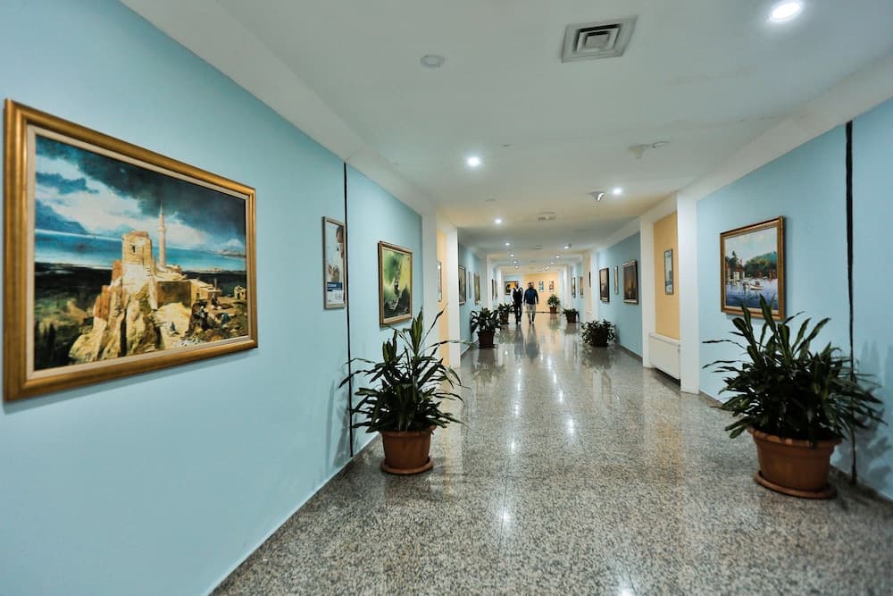 Eliz Hotel Convention Center Thermal Spa & Wellness 3
