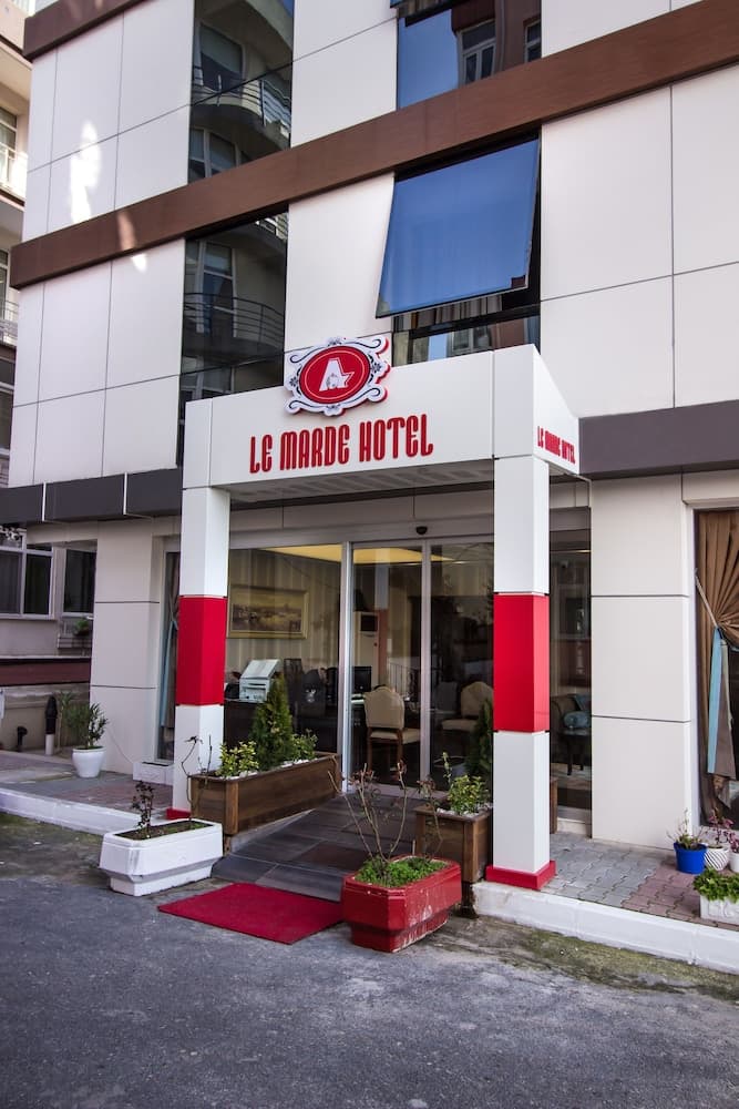 Le Marde 2