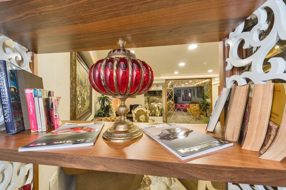 Darkmen Boutique Hotel 4