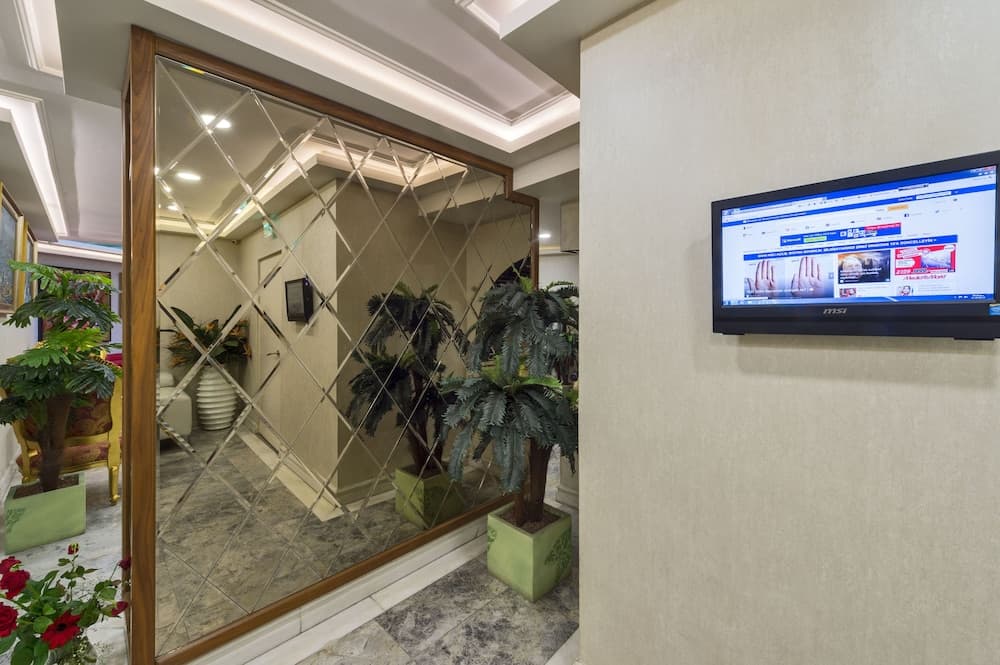 Darkmen Boutique Hotel 2