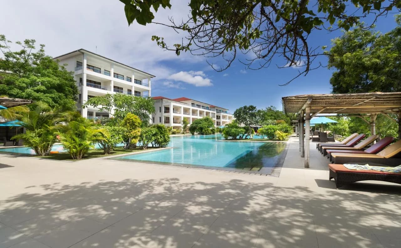 Peninsula Bay Resort 4