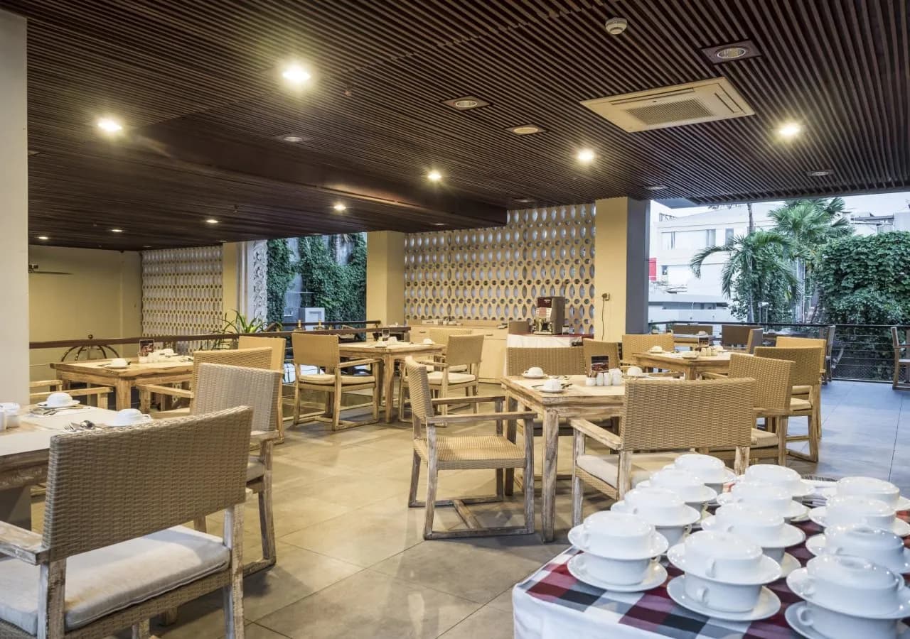 Hotel Dafam Savvoya Seminyak 5