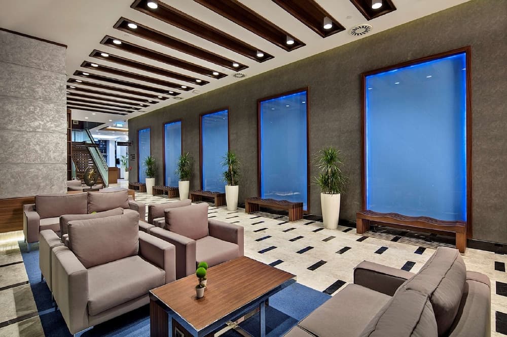Hilton Garden Inn Izmir Bayrakli 3
