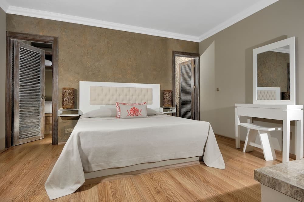 Sarpedor Boutique Hotel 5
